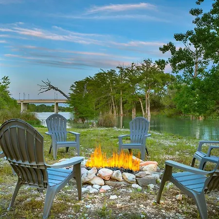 Loop De Lupe - River Access & Sleeps 10